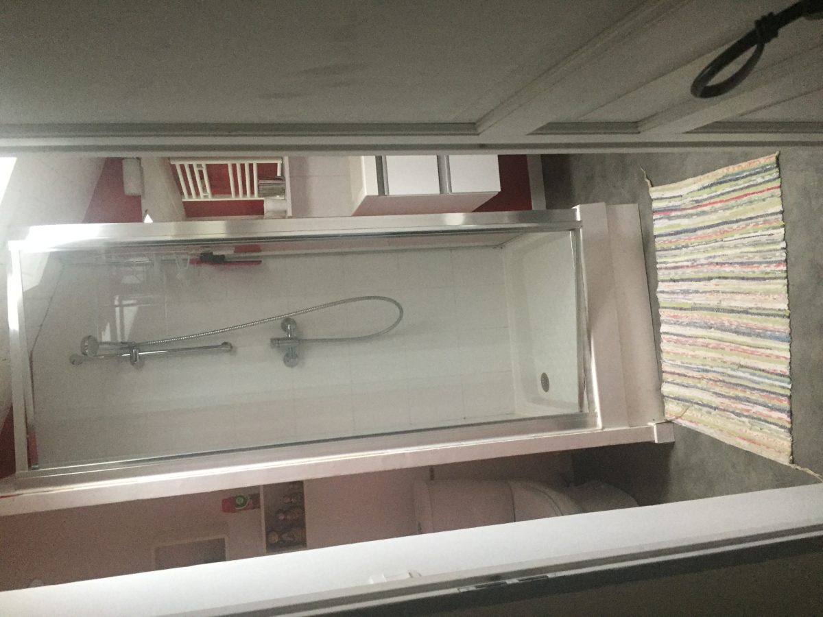 Chambre d&rsquo;hôtes la Poitevinière douche Audrey couloir