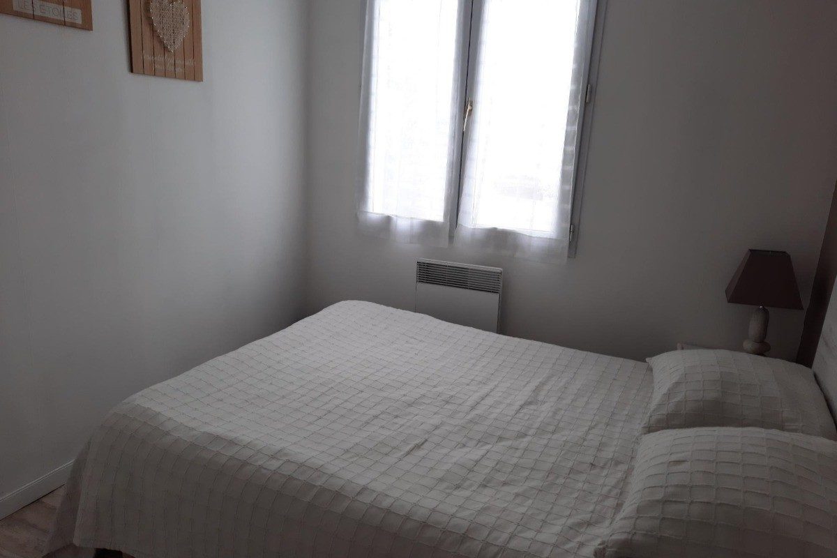 295063 – Chambre 2