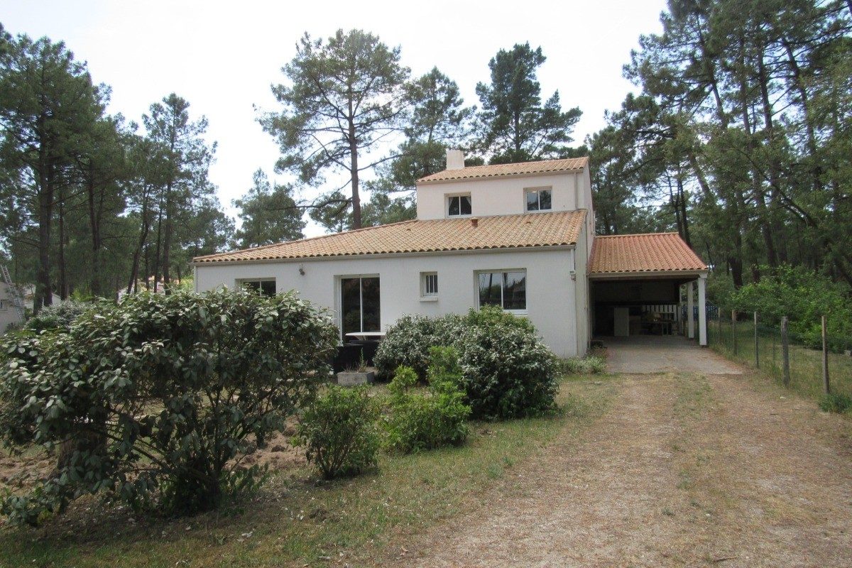 319103 –