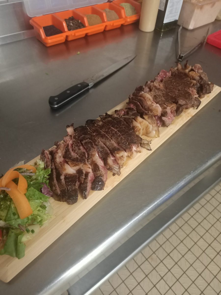 O-Comptoir-du-marais-Vouille-les-marais-entrecôte-partager