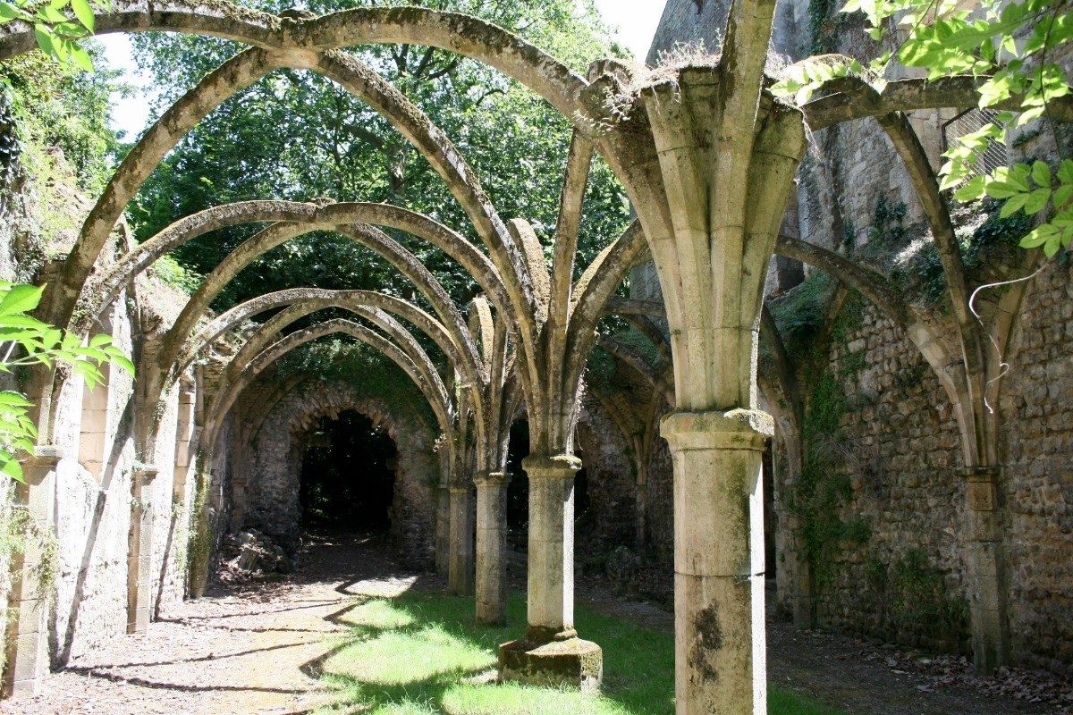 53732 – Abbaye de Saint Michel en l’Herm