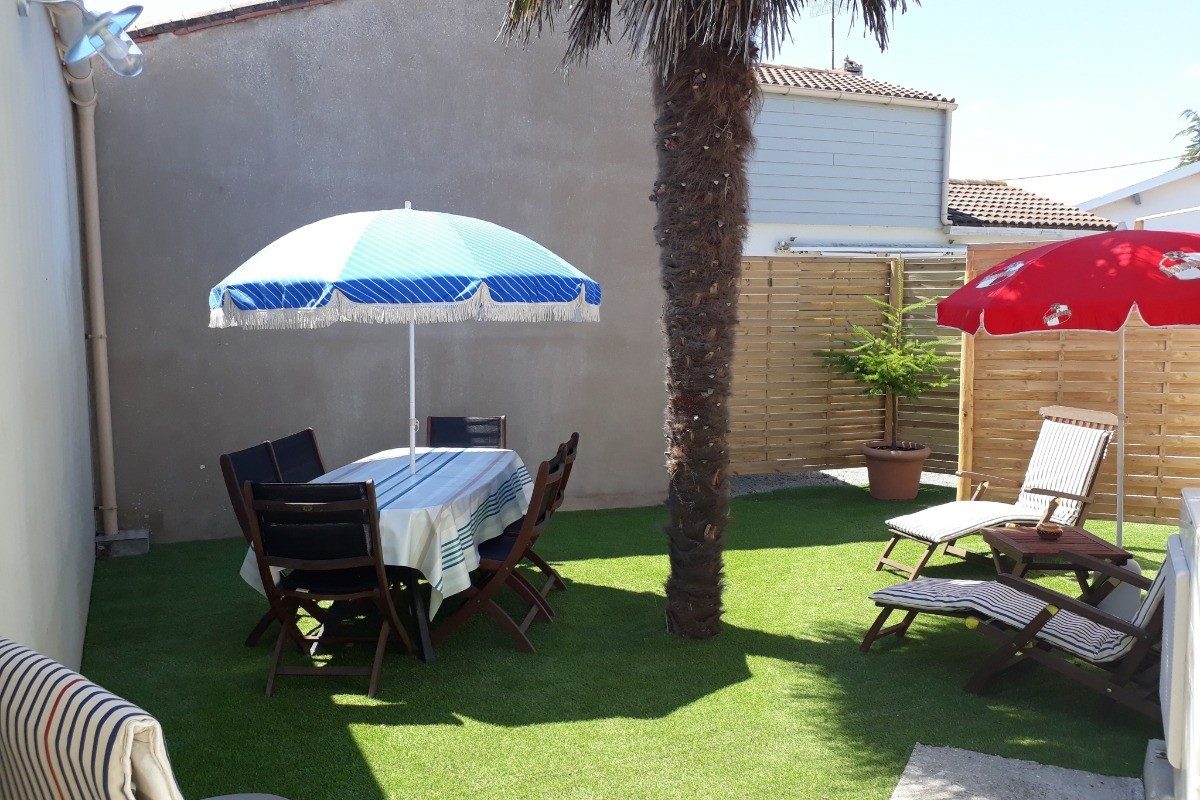 233478 – Jardinet clos