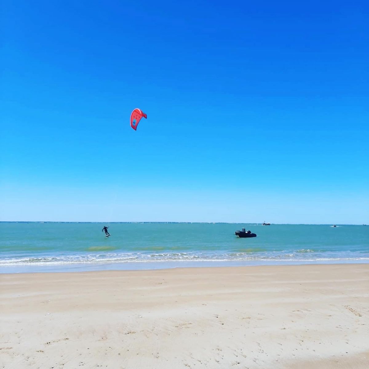 KITESURF VENDÉE-L’AIGUILLON-LA-PRESQU’ILE-foil-pointedarçay